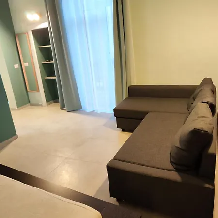 Mistral130 Apartman *