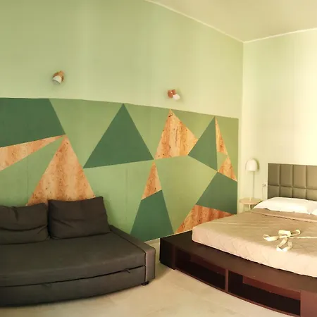 Mistral130 Apartman Bari