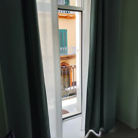 Mistral130 Apartment