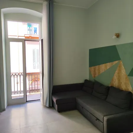 Mistral130 Apartment